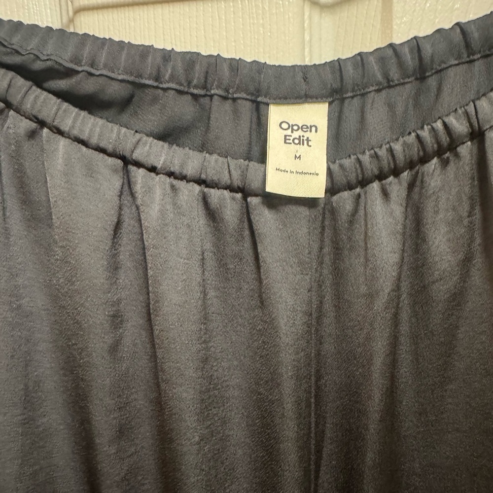 Open Edit Icon Pull On Wide Leg Satin like Pants - Picture 11 of 13